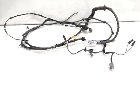 Ford Focus Tailgate/trunk wiring harness 6m5t17n400aac