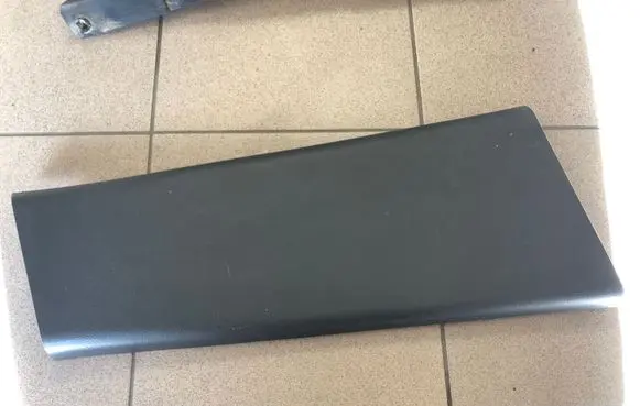 Land Rover Range Rover Sport L320 (B) pillar trim (bottom) EMG50040 632240041