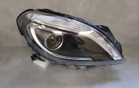 Mercedes-Benz B W246 W242 Headlight/headlamp 03012712720 A2468207261 LE10A6229