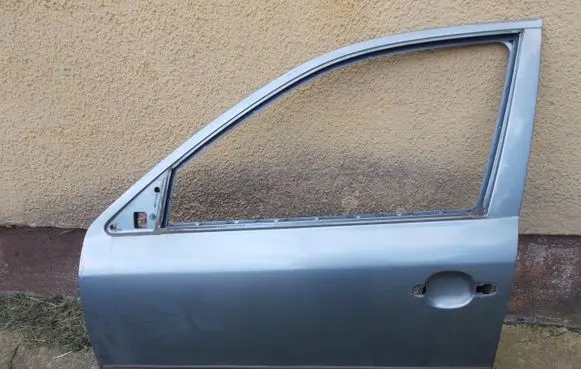 Skoda Octavia Mk1 (1U) Front door