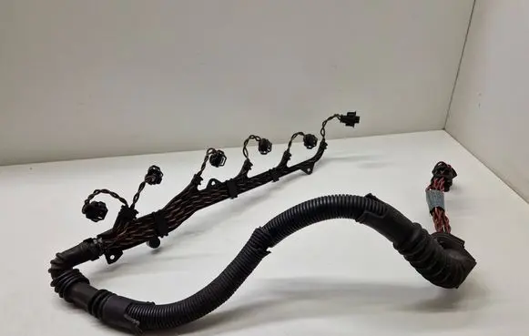 BMW 5 E39 Fuel injector wires 2249418 2249419