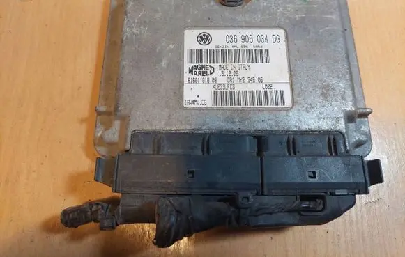 Seat Ibiza III (6L) Engine control unit/module ECU 036906034DG IAW4MV.DG
