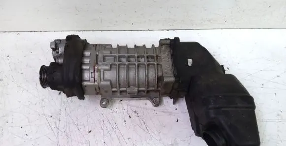 Volkswagen PASSAT B7 Supercharger 03C145851L