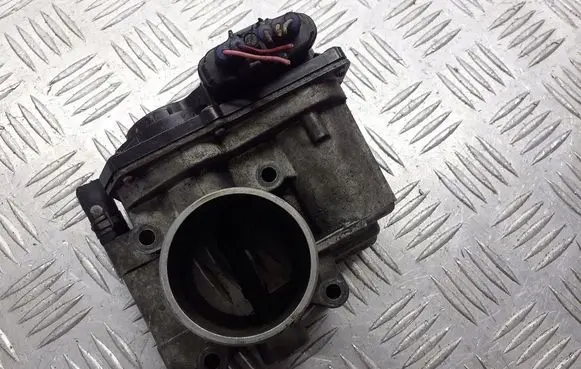 Mazda 5 Throttle valve position sensor RF7J136B0C