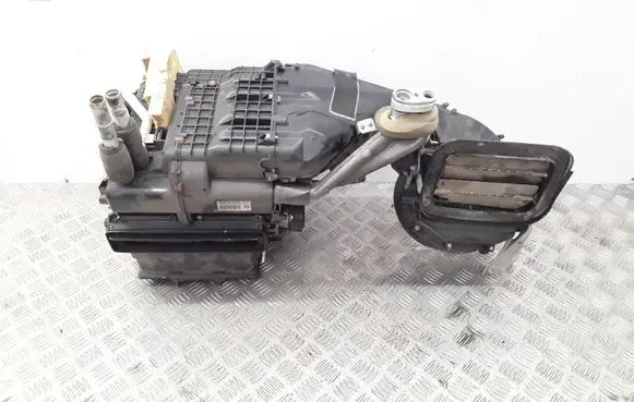 Interior heater climate box assembly