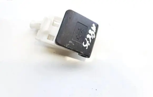 Toyota Corolla Verso AR10 Engine bonnet (hood) release handle
