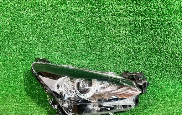 Mazda 2 Headlight/headlamp D43N51030M5