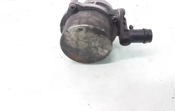 Opel Vivaro Vacuum pump