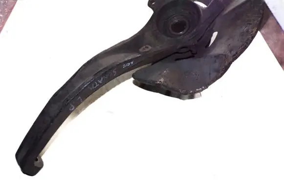 Hyundai Sonata Front wheel hub spindle knuckle