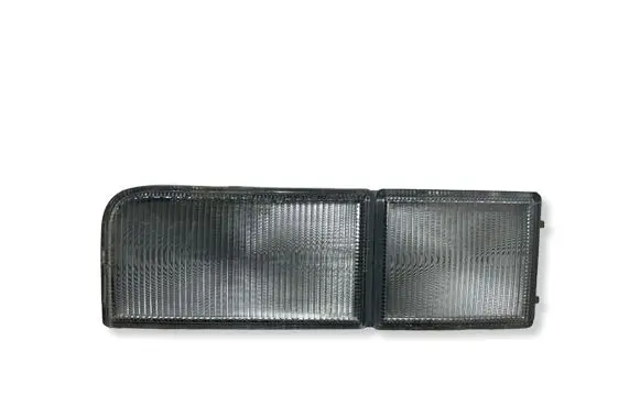 Volkswagen Golf III Front reflector 084411613RF 0177871