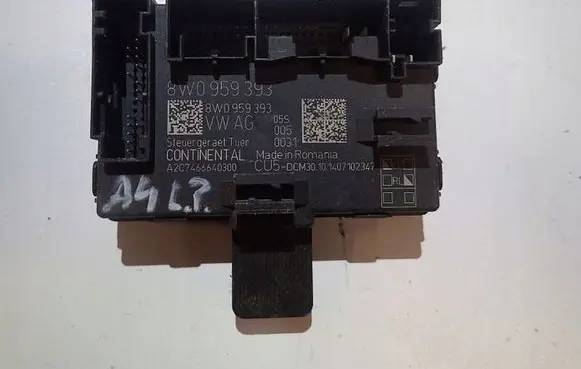 Audi A4 S4 B9 Door control unit/module 8W0959393