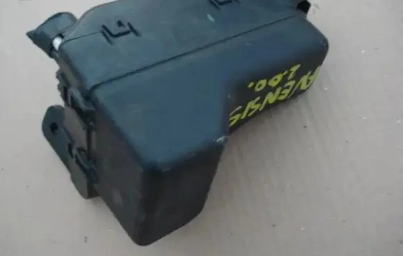 Toyota Avensis T250 Fuse box set