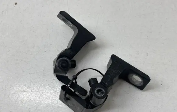 Porsche Macan (95B) Front door hinge set 4G0831401D A046574