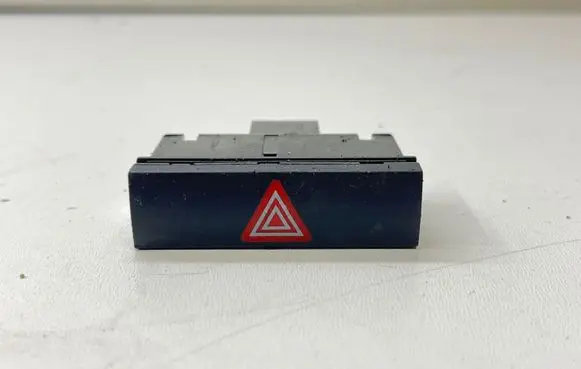 Audi A6 S6 C6 4F Hazard light switch 9751216