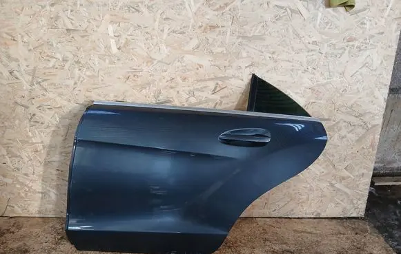 Mercedes-Benz CLS C218 AMG Rear door 