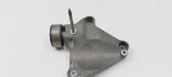 Opel Insignia A A/C compressor mount bracket 12605471