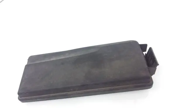 Opel Vectra C Fuse box cover 24438039