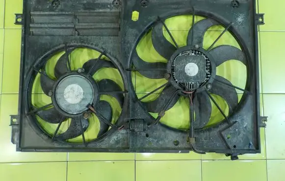 Seat Leon (1P) Fan set 1K0121207AT