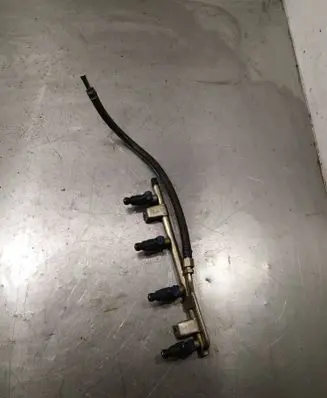 Audi A4 S4 B7 8E 8H Fuel main line pipe 06b133317af