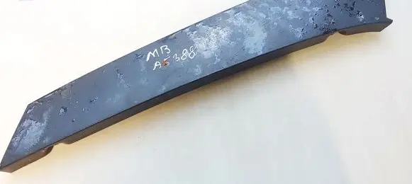 Mercedes-Benz C W202 Front door glass trim molding 