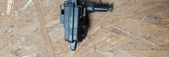 Audi A3 8Y Fuel tank cap lock 8V0862159A