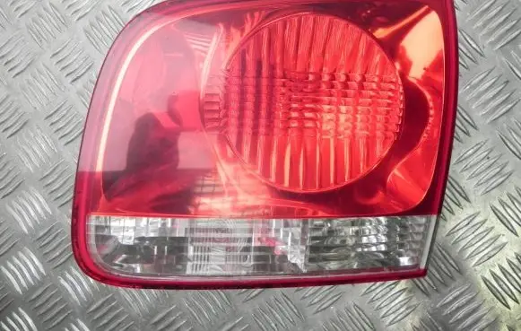 Volkswagen Touareg I Rear/tail lights 7L6945260A A107