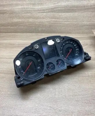 Volkswagen PASSAT B6 Speedometer (instrument cluster) A2C53106067 A2C53117394