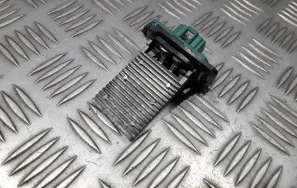 Hyundai Trajet Heater blower motor/fan resistor