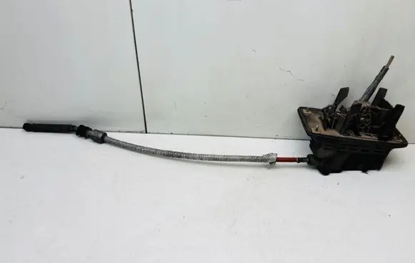 Audi A4 S4 B5 8D Gear shifter/selector 8D0713093