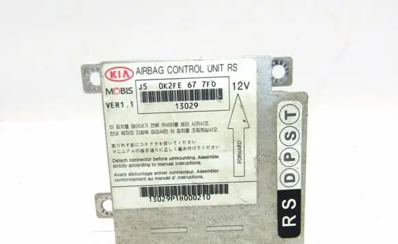 KIA Carens I Airbag control unit/module 0K2FE677F0