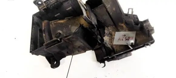 Nissan Qashqai Fuse box set 319136016 284B8JD00A