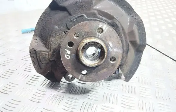 Mini One - Cooper Coupe R56 Front wheel hub spindle knuckle