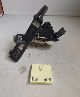 Ford Mondeo Mk III Rear door lock 839429