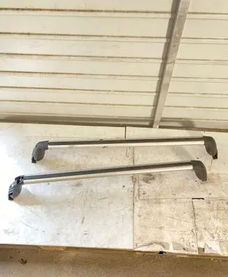 Toyota Auris E180 Roof transverse bars on the 
