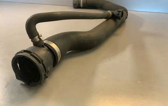 BMW 1 E81 E87 Engine coolant pipe/hose 2249848