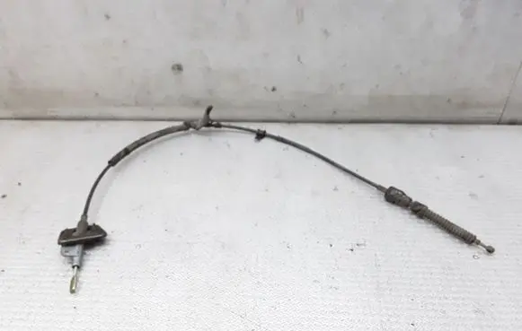 KIA Sorento Gear shift cable linkage