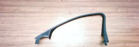 Opel Insignia B Front door window/glass frame 39144813