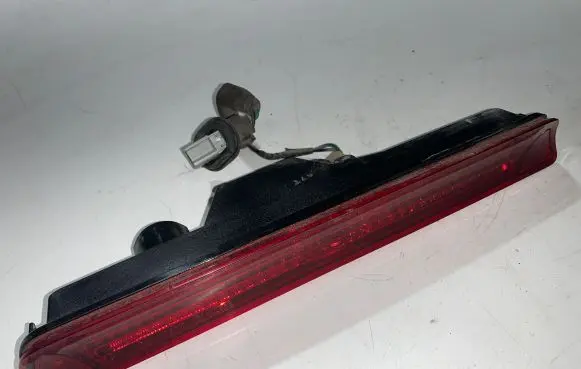 Honda FR-V Third/center stoplight 28622539