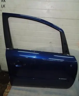 Opel Zafira B Front door 13203014