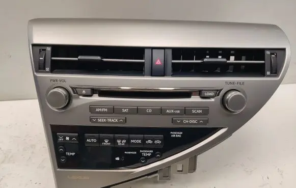 Lexus RX III Radio/CD/DVD/GPS head unit P1882 8612048L70 DEXMG5347ZT