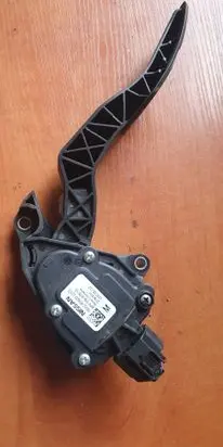 Nissan Qashqai Accelerator throttle pedal 180024BA0B 6PV00997815