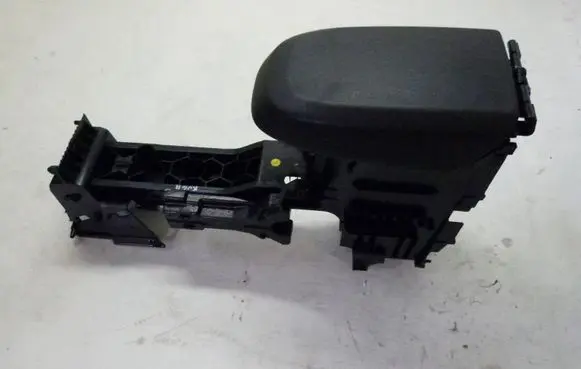 Ford Kuga I Armrest
