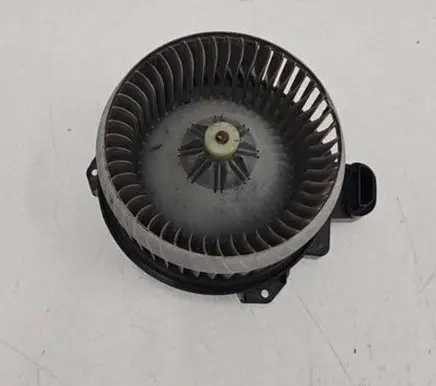 Toyota Auris 150 Heater fan/blower DENS0810