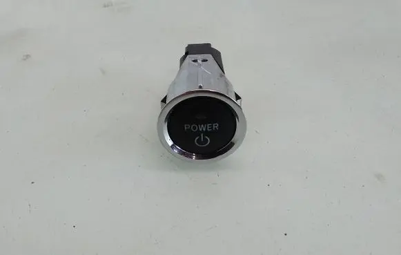 Toyota Prius (NHW20) Engine start stop button switch 15A710