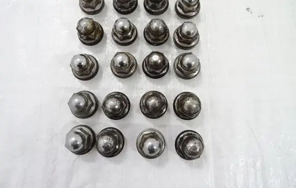 Citroen C4 Aircross Nuts/bolts 
