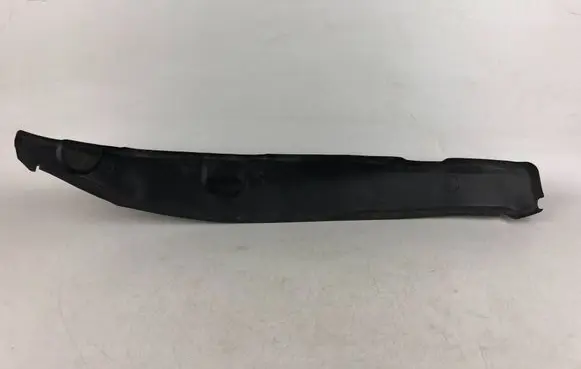 Volkswagen Golf VIII Fender trim (molding) 5H0821111