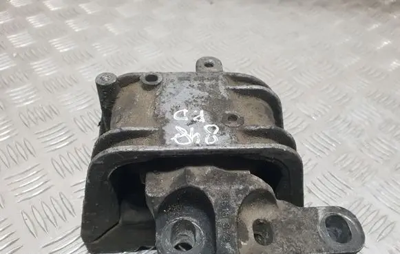 Volkswagen Touran I Engine mount bracket 1K0199262