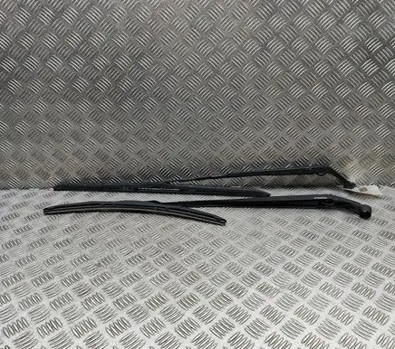 Toyota Camry VIII XV70 Windshield/front glass wiper blade 8521133460 8522133450
