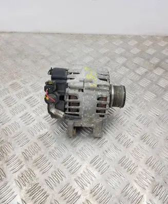 Peugeot 308 Generator/alternator 9670899580 2610711B TG12C106