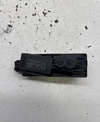 Infiniti FX Seat adjustment motor 158P0A2304 8640001480